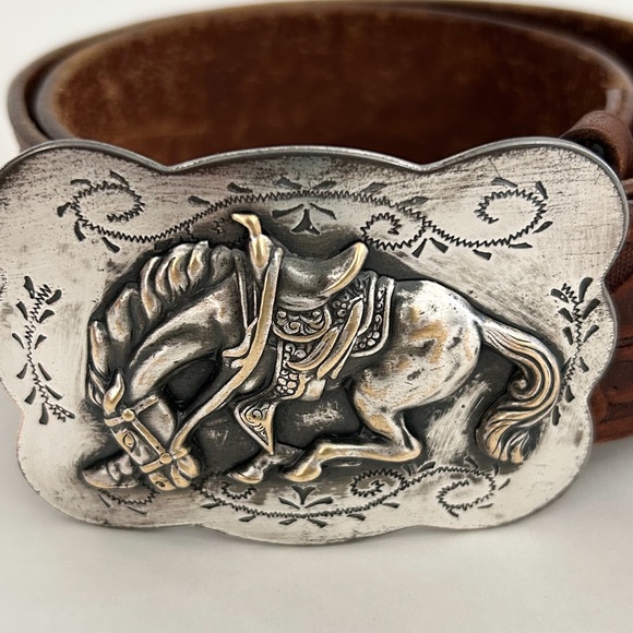 Burton Cowhide Brown Leather Tooled Belt Silver-toned Horse Buckle Western - Picture 2 of 8